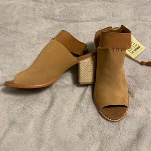 Toms suede/leather peep toe, sling back